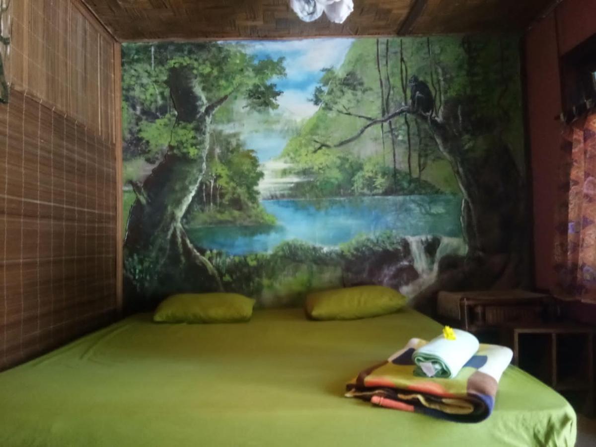 Lucky Bamboo'Bungalows-Resto And Orangutan Jungle Trekking Tours ブキットラワン エクステリア 写真